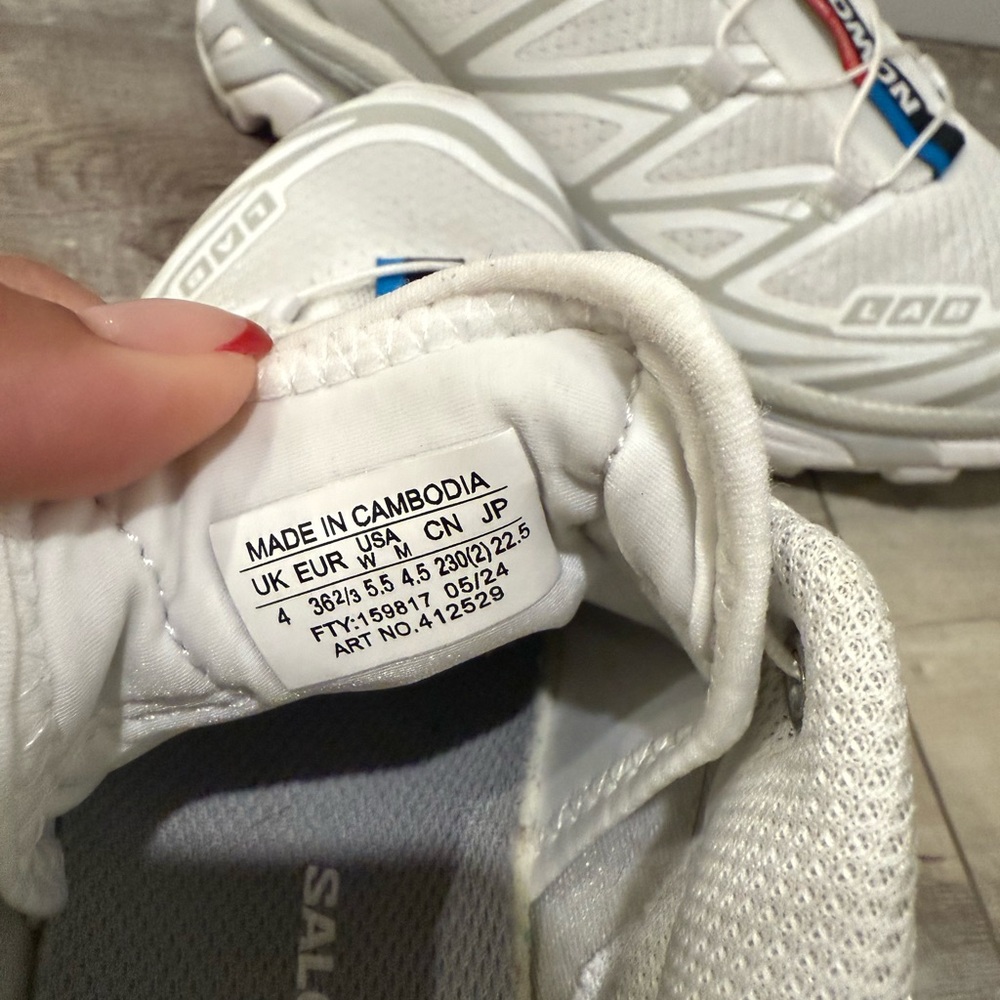 Salomon White and Lunar Rock XT-6 - Picture 6 of 6